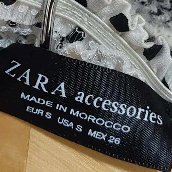 Off The Shoulder Polka Dot Zara Bodysuit Size S | Polkadot Zara Top | Bodysuit - Picture 3 of 4